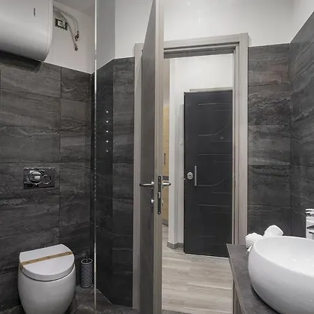 Apartment Dclass By Wonderful Italy Genua